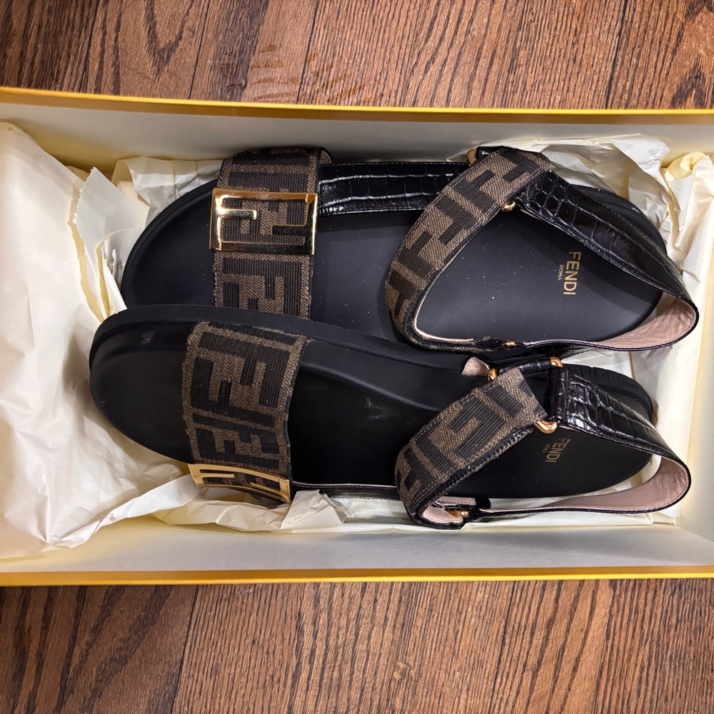 Fendi Black and Brown Sandals with Wide Straps and Adjustable Buckles